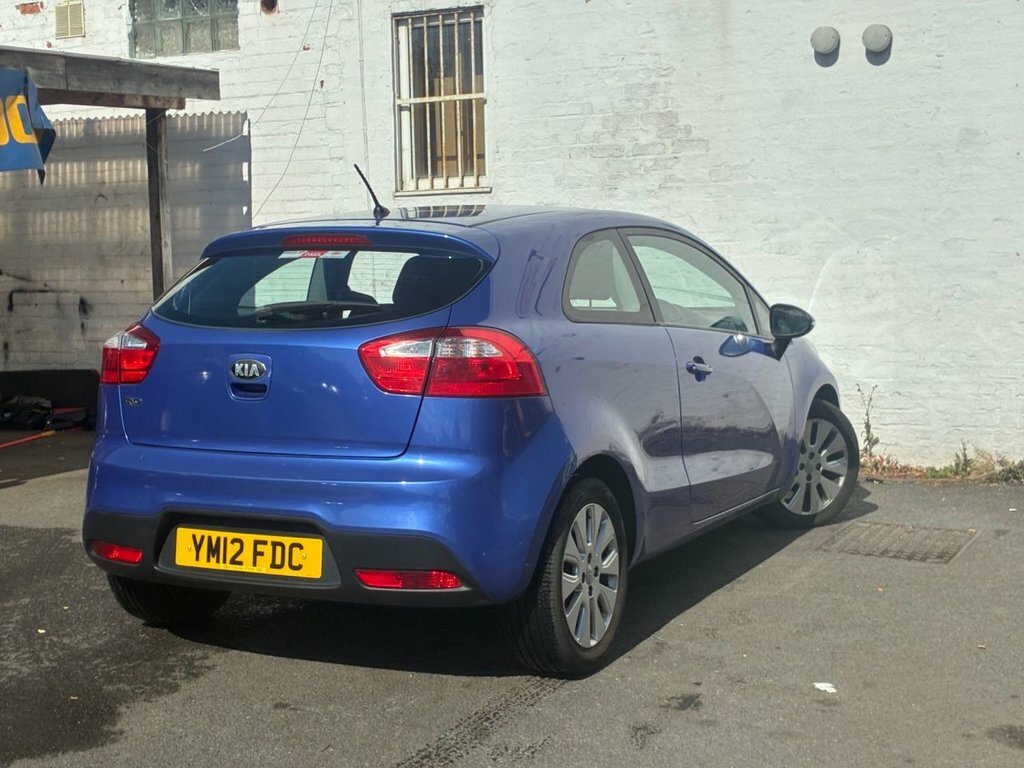 Kia RIO 1.25 1 Air Hatchback Euro 5 84 Red #9