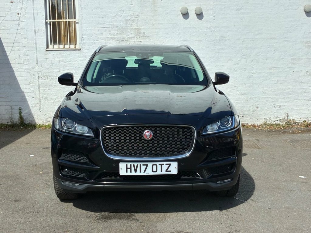 Jaguar F-Pace 2L Prestige Black #6