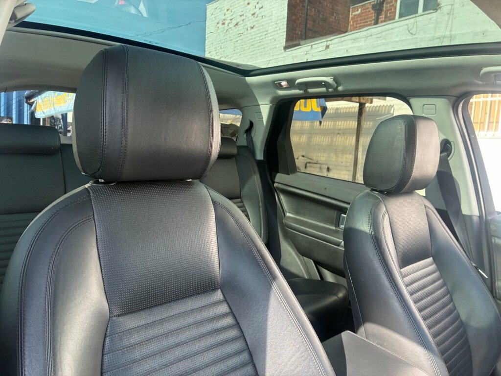 Land Rover Discovery Sport Suv Black #15