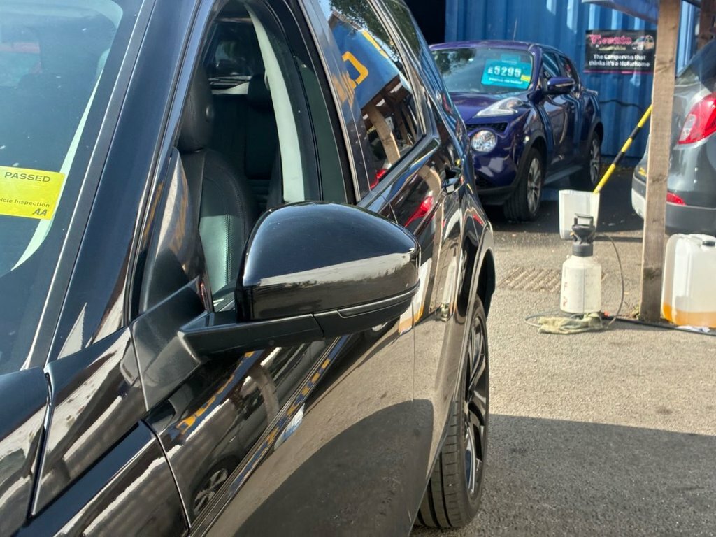 Land Rover Discovery Sport Suv Black #36