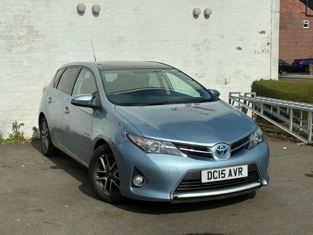 Toyota Auris 1.8L Icon Plus Blue
