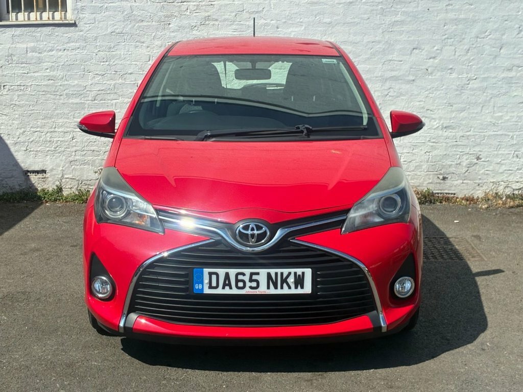 Toyota Yaris 1L Icon Red #3