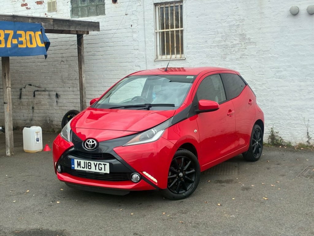 Toyota Aygo 1L X-style Red #5