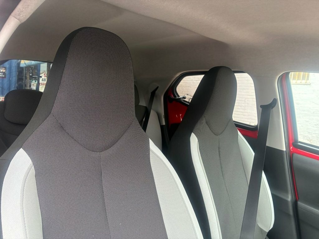 Toyota Aygo 1.0 Vvt-i X-clusiv Euro 6 Safety Sense Silver #15