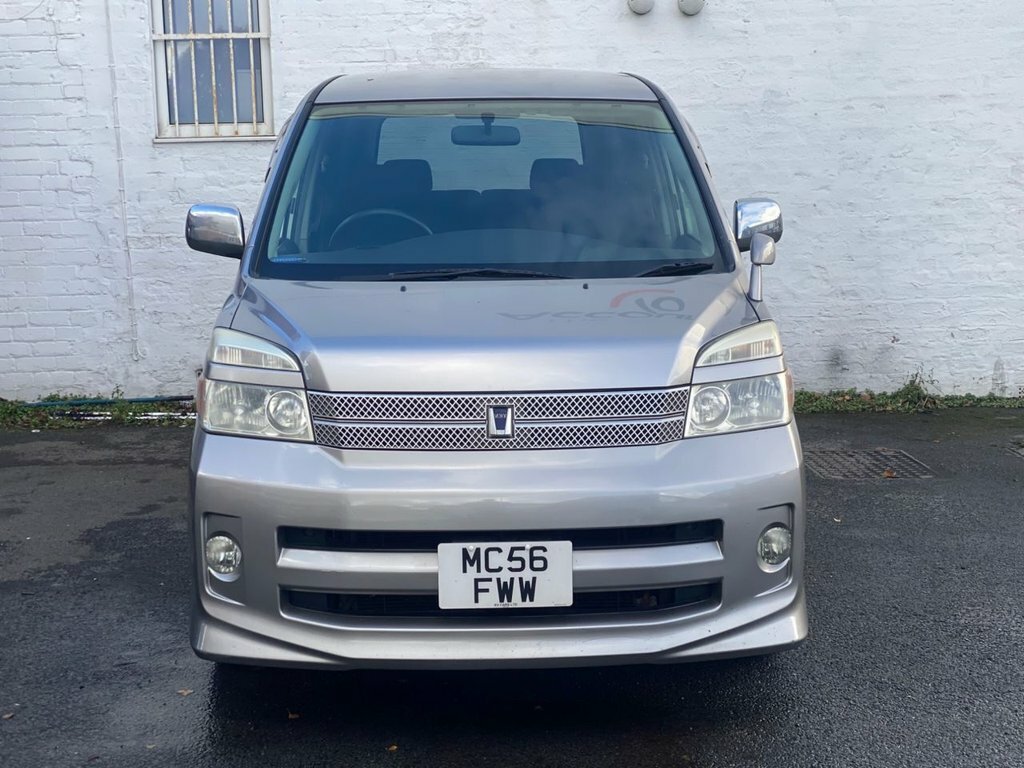 Toyota Noah Mpv MC56FWW Grey #4