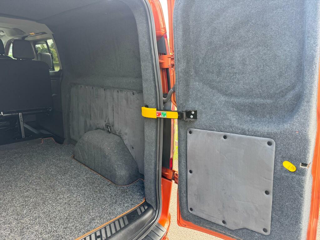 Ford Transit Custom 280 2.0 130 Ecoblue Trend L1 Low Roof Fwd Van With Red #34