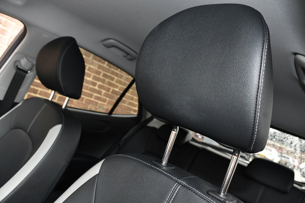 Kia Picanto 1.0 2 Full Warranty Until June 2029 Blue #7
