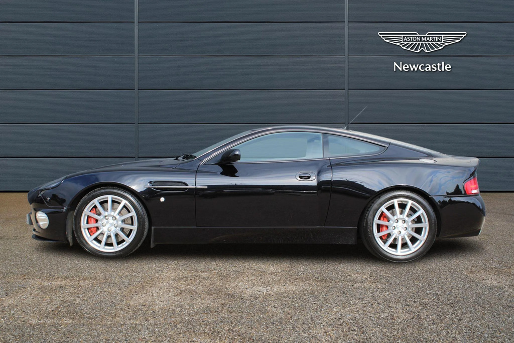 Aston Martin Vanquish S V12 22 Black #5