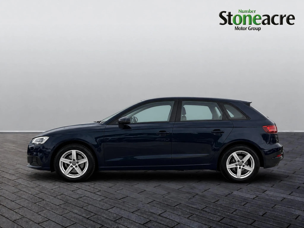 Audi A3 2.0 Tdi 35 Se Technik Sportback Euro 6 Ss Blue #4