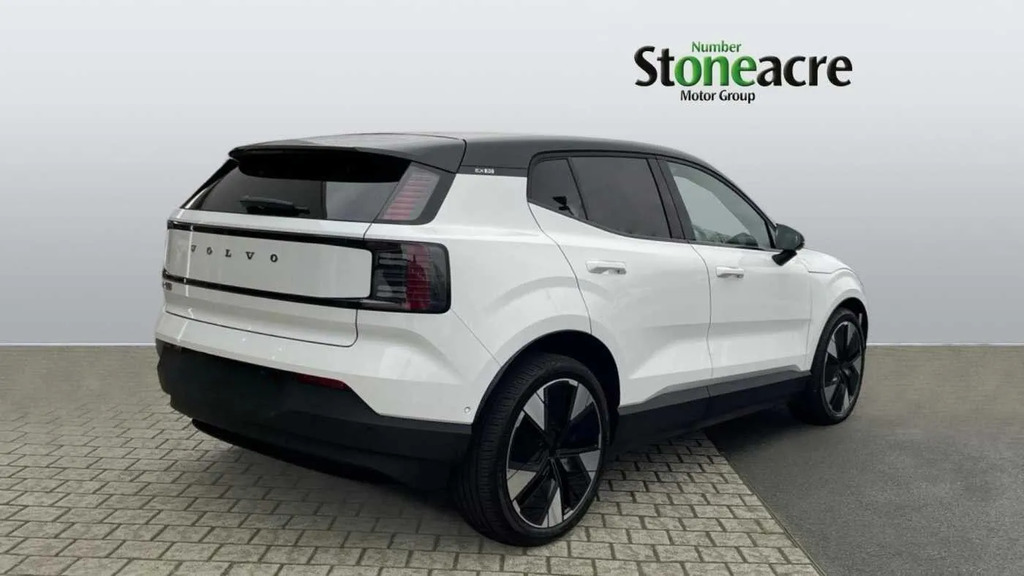 Volvo EX30 315Kw Twin Motor Performance Ultra 69Kwh YT26VCY #2