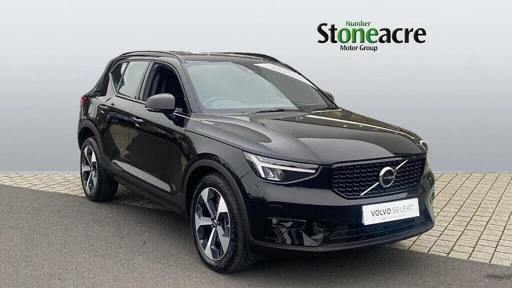 Volvo XC40 2.0 B3p Plus Dark