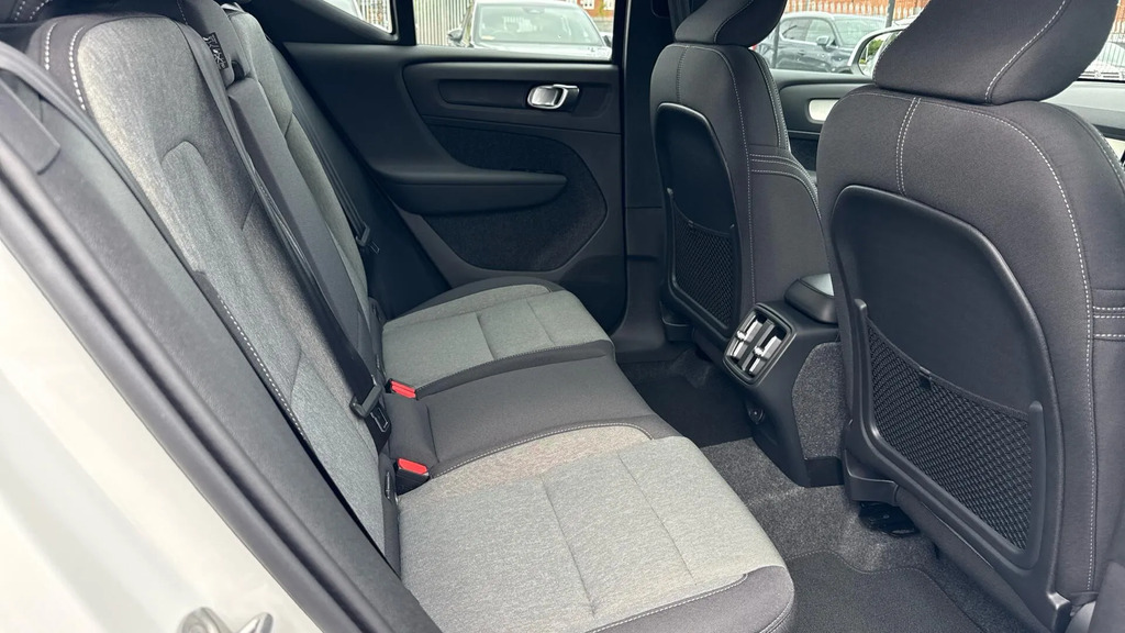 Volvo XC40 Core B3 163 Hp #6