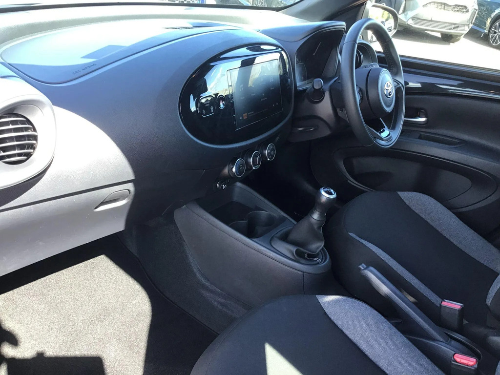 Toyota Aygo X 1.0 Vvt-i Pure #5