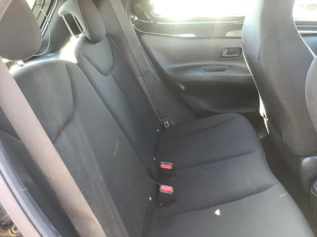 Toyota Aygo X Exclusive Auto Green #15