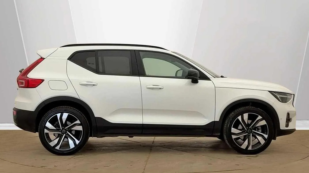 Volvo XC40 2.0 B4 Mhev Ultra Dark Dct Euro 6 Ss OY75WWC  #2