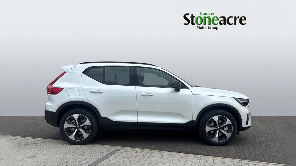 Volvo XC40 2.0 B3p Plus Dark #3