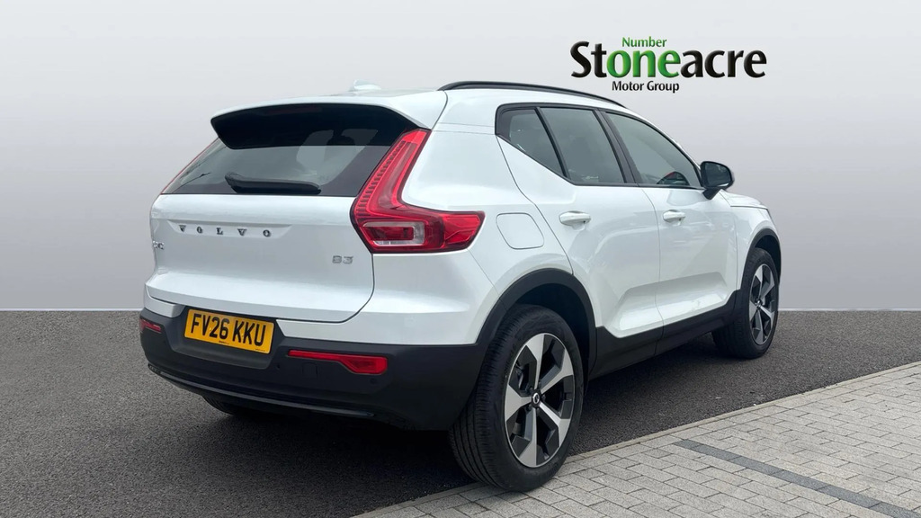 Volvo XC40 2.0 B3p Plus Dark #2