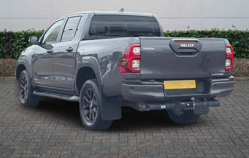 Toyota HILUX Invincible X Dcab Pick Up 2.8 D-4d #5