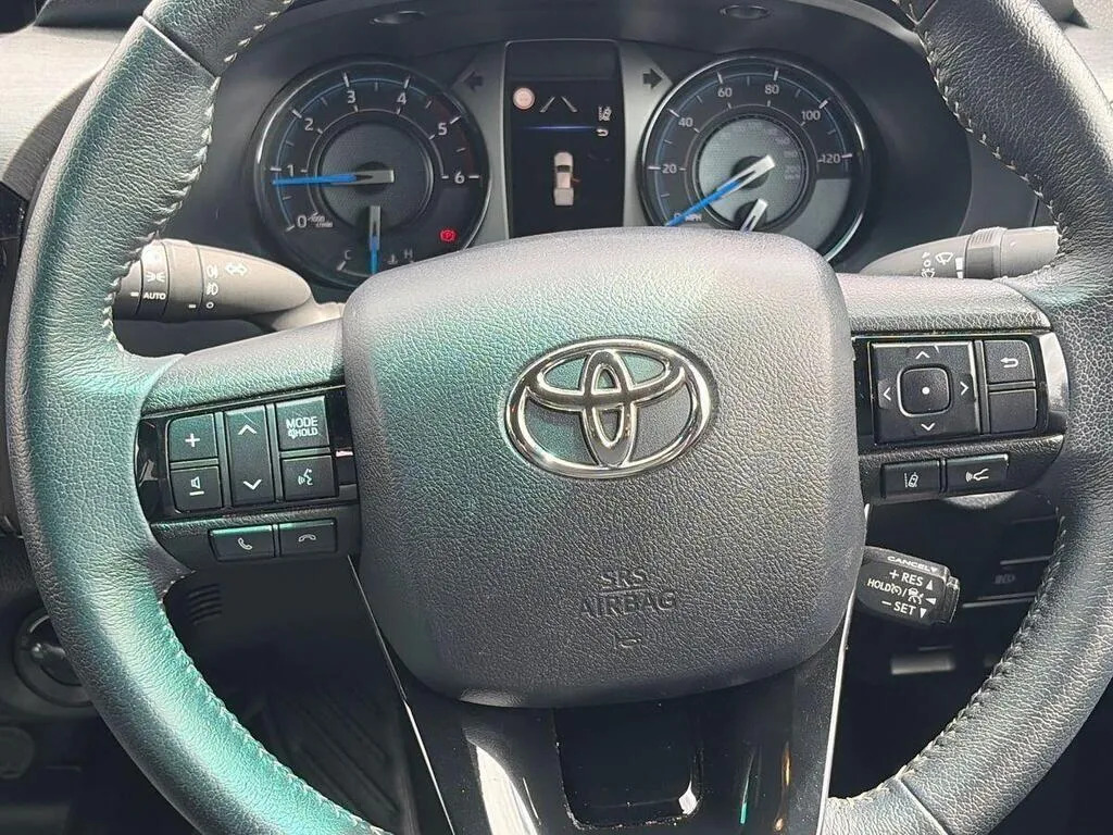 Toyota HILUX Active Extra Cab Pick Up 2.8 D-4d Silver #10