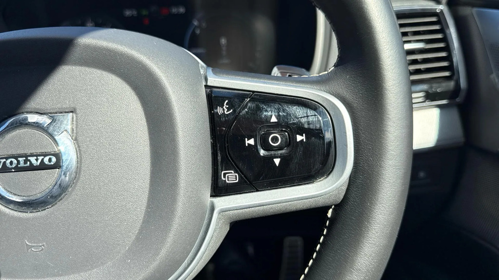 Volvo XC90 2.0 B5 Momentum Awd 231 Bhp Grey #26