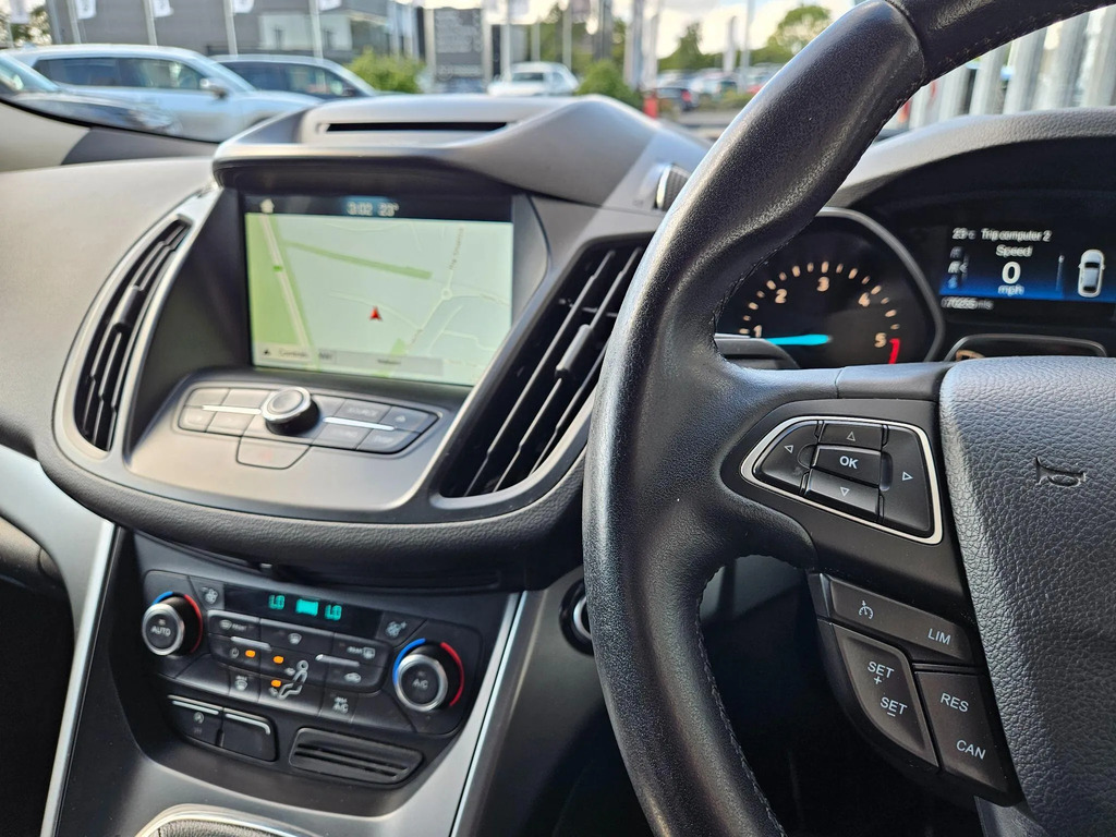 Ford Kuga 2.0 Tdci Titanium 2Wd  #15
