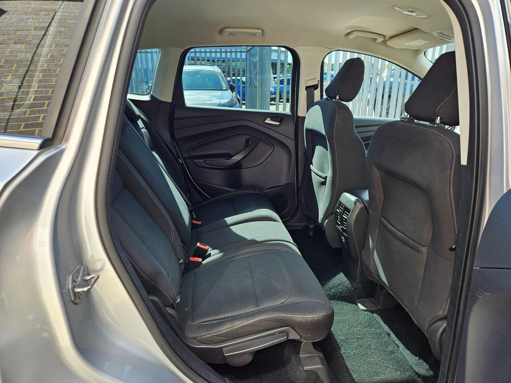 Ford Kuga 2.0 Tdci Titanium 2Wd  #18