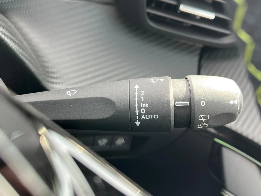 Peugeot e-208 Hatchback 50Kwh Gt 202272 Grey #24