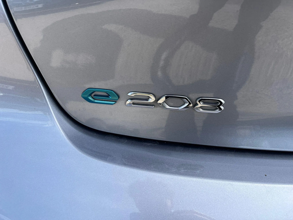 Peugeot e-208 Hatchback 50Kwh Gt 202272 Grey #11