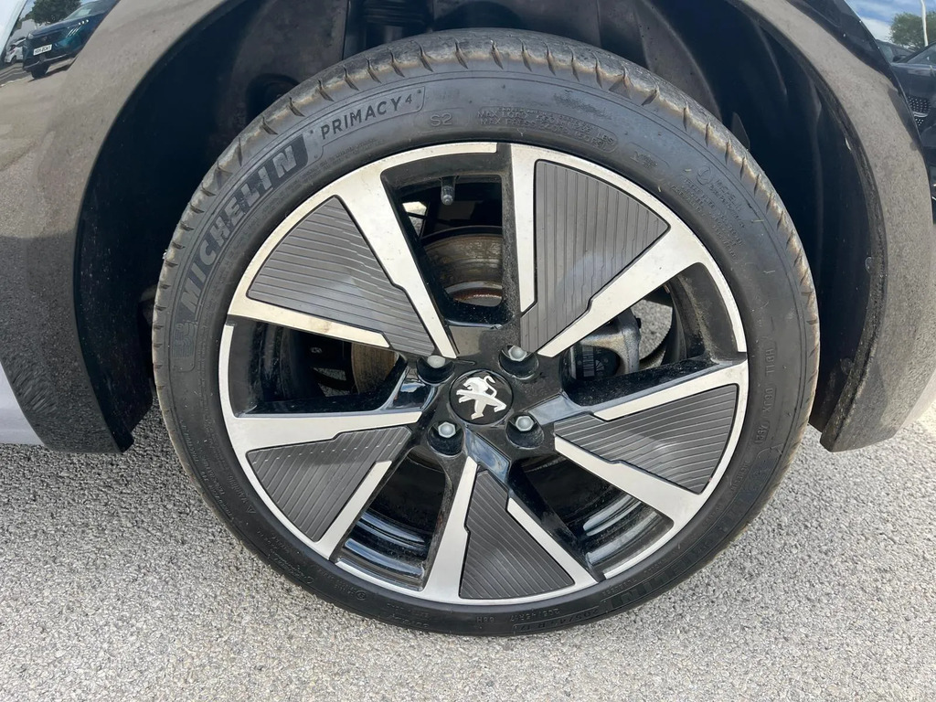 Peugeot e-208 Hatchback 50Kwh Gt 202272 Grey #12