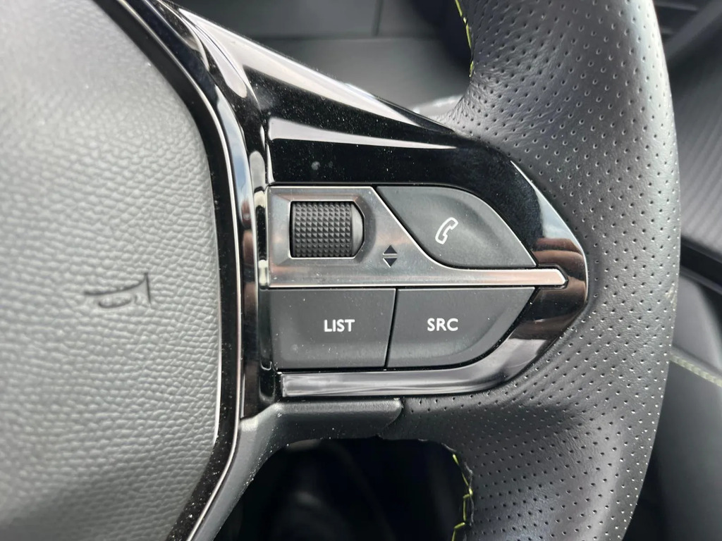 Peugeot e-208 Hatchback 50Kwh Gt 202272 Grey #21