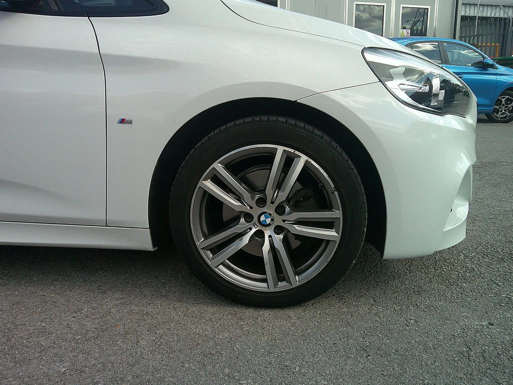 BMW 2 Series Gran Tourer 218I Luxury Blue #23
