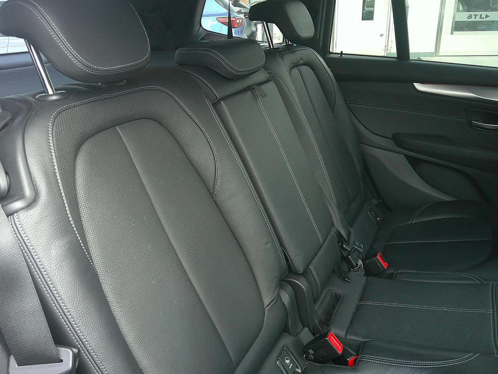 BMW 2 Series Gran Tourer 218I Luxury Blue #13