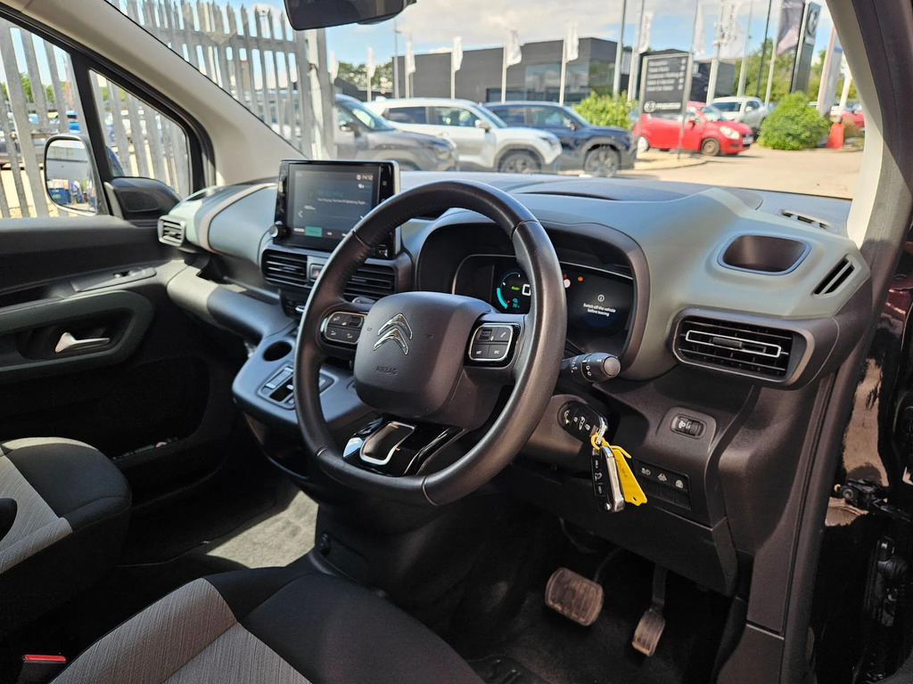 Citroen e-Berlingo 100Kw Flair Xtr XL 50Kwh 7 Seat Grey #11