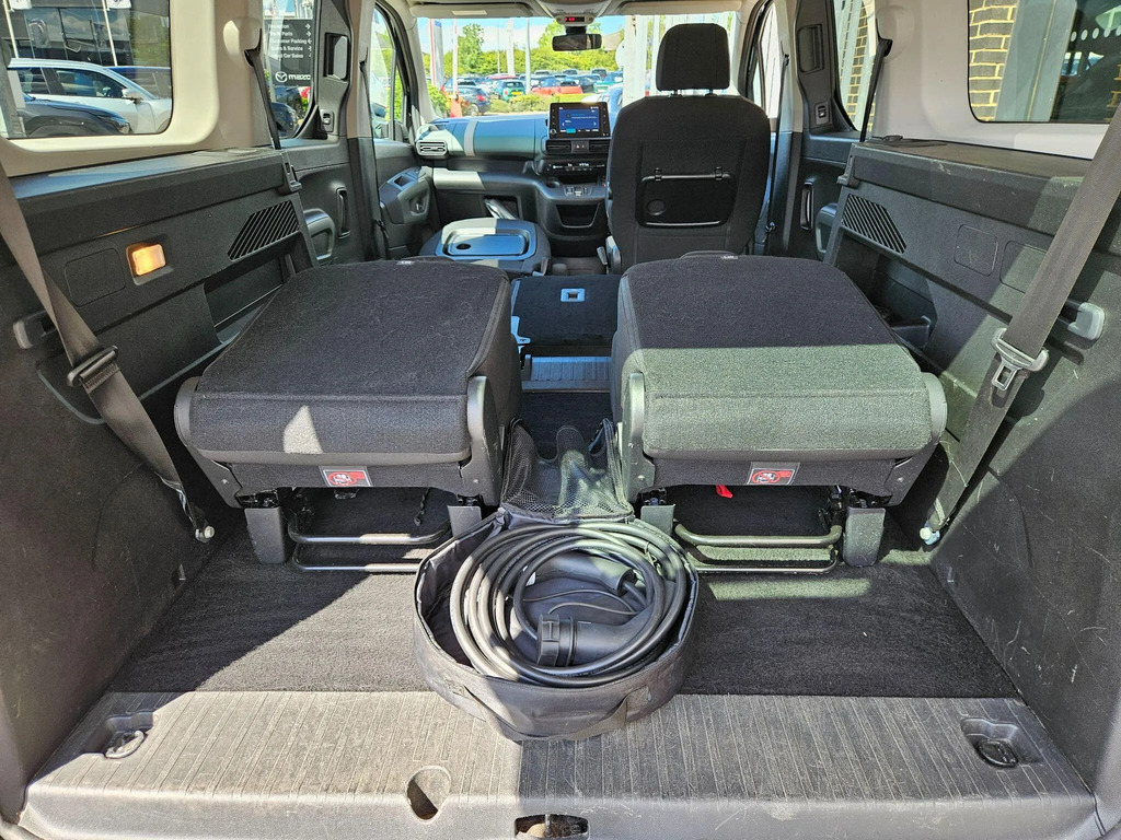 Citroen e-Berlingo 100Kw Flair Xtr XL 50Kwh 7 Seat Grey #10