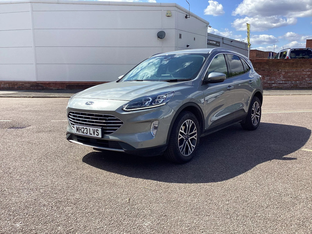 Ford Kuga 1.5 Ecoboost 150 Titanium  #3