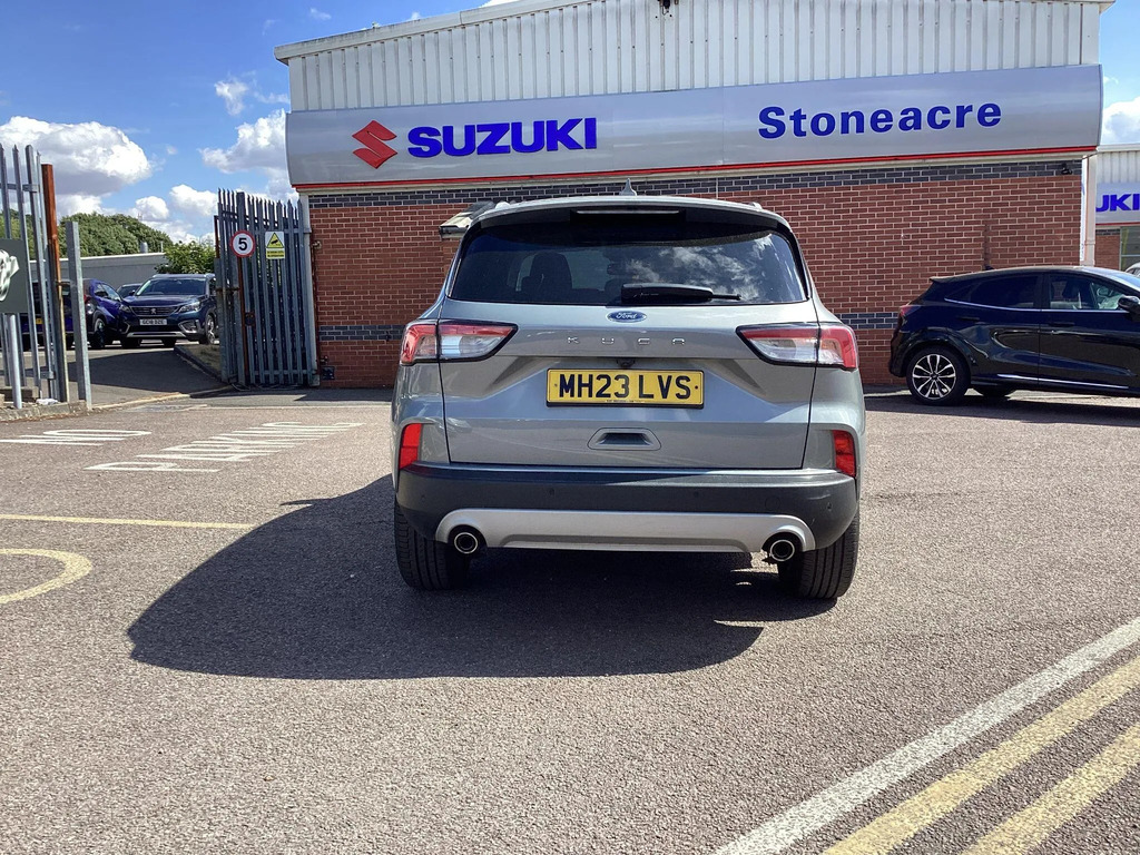 Ford Kuga 1.5 Ecoboost 150 Titanium  #6