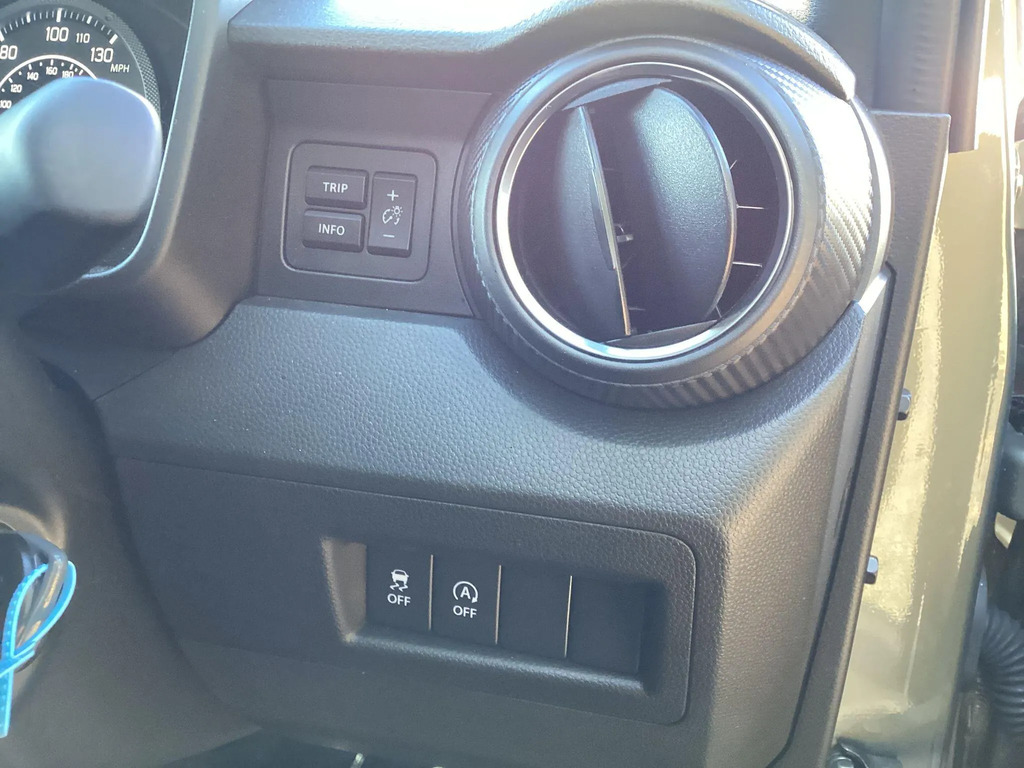 Suzuki Ignis 1.2 Dualjet 12V Hybrid Sz5 Cvt Red #17