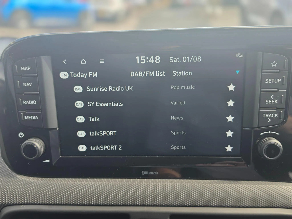 Hyundai I10 1.2 79 Premium Nav Green #20