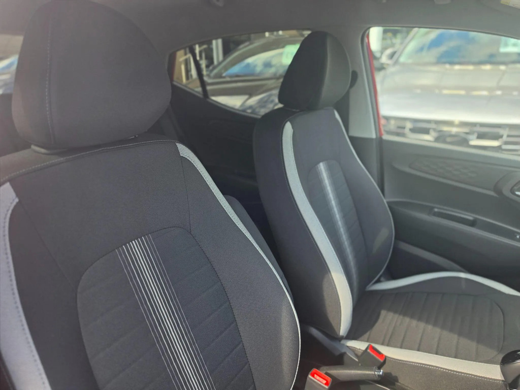 Hyundai I10 1.2 79 Premium Nav Green #11