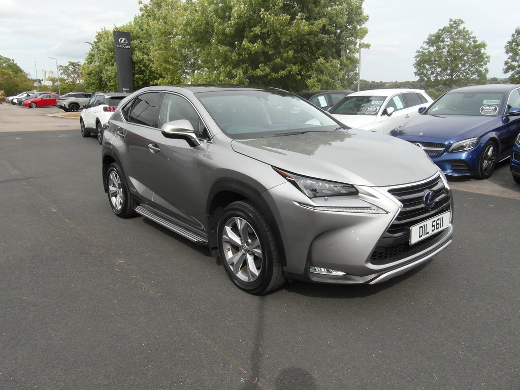 Lexus NX 300H 2.5 Premier Pan Roof 
