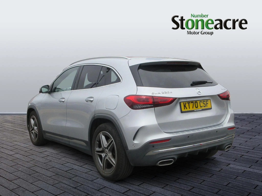 Mercedes-Benz GLA Class 2.0 Gla220d Amg Line Premium Plus 8G-dct 4Matic Silver #4