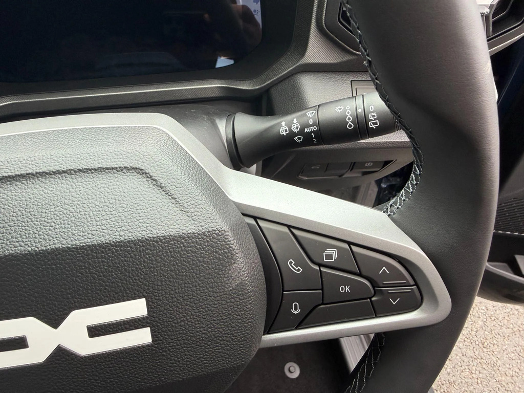 Dacia Bigster 1.8 Hybrid 155 Journey Blue #21