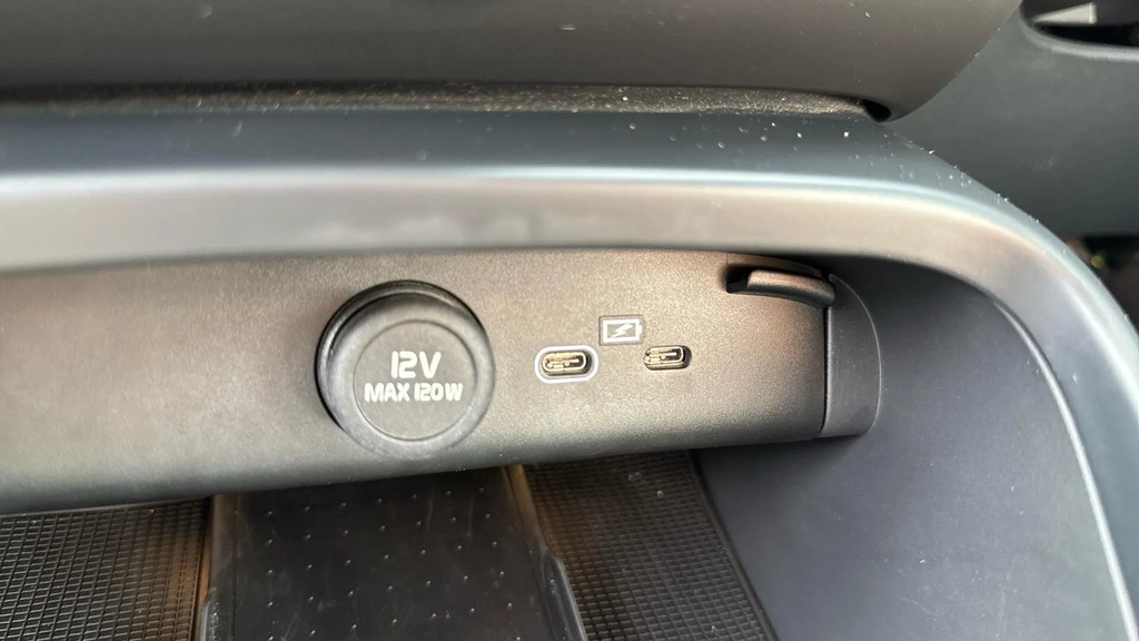 Volvo C40 Recharge Plus, Twin Motor, Black #36