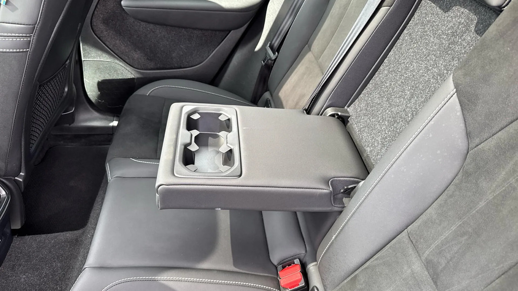 Volvo C40 Recharge Plus, Twin Motor, Black #32