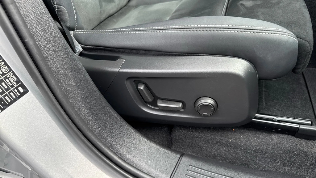 Volvo C40 Recharge Plus, Twin Motor, Black #28