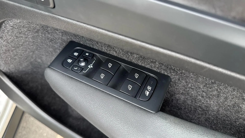 Volvo C40 Recharge Plus, Twin Motor, Black #22