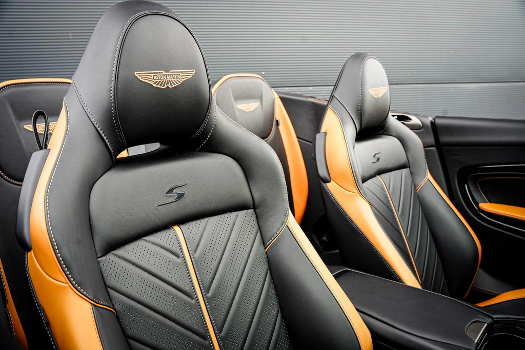 Aston Martin DB12 Volante 4.0L V8 Volante Brown #16