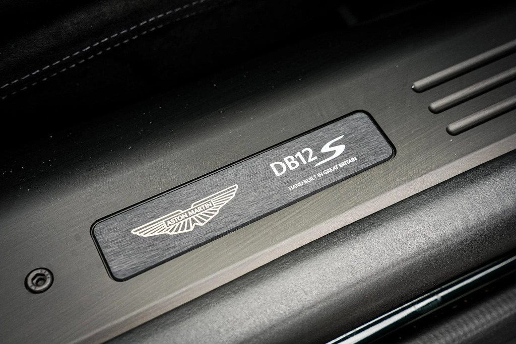 Aston Martin DB12 Volante 4.0L V8 Volante Brown #23