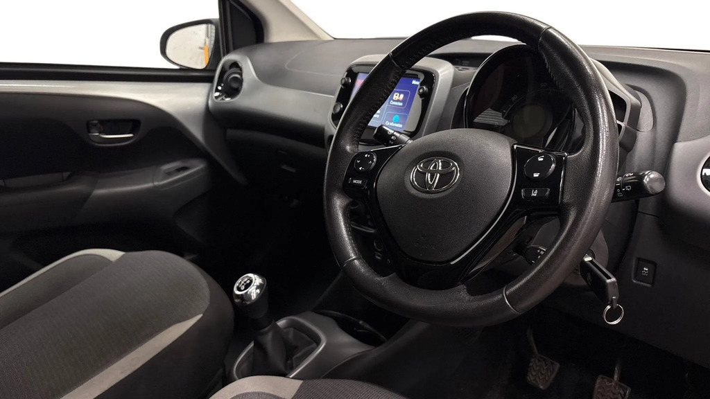 Toyota Aygo 1.0 Vvt-i X-play Hatchback Euro #5