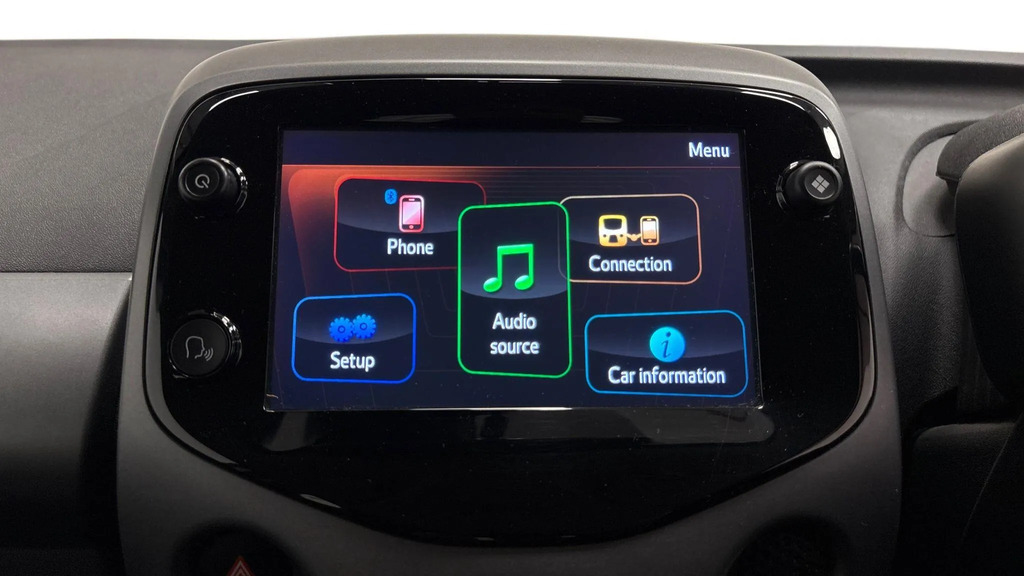 Toyota Aygo X-trend Red #8